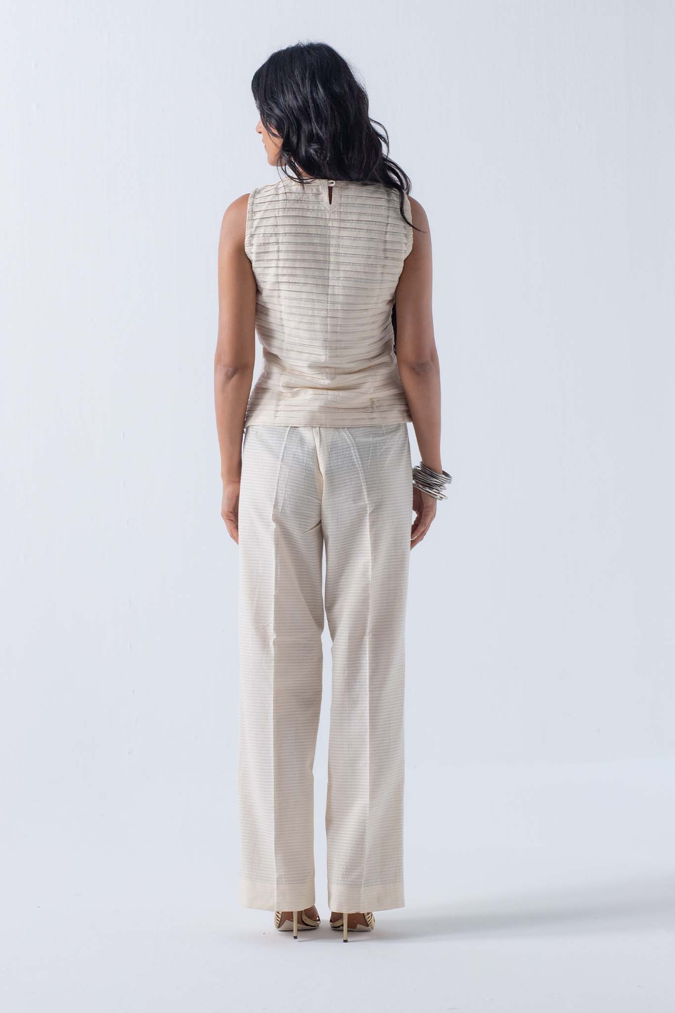 WAVEY TEXTURED TOP