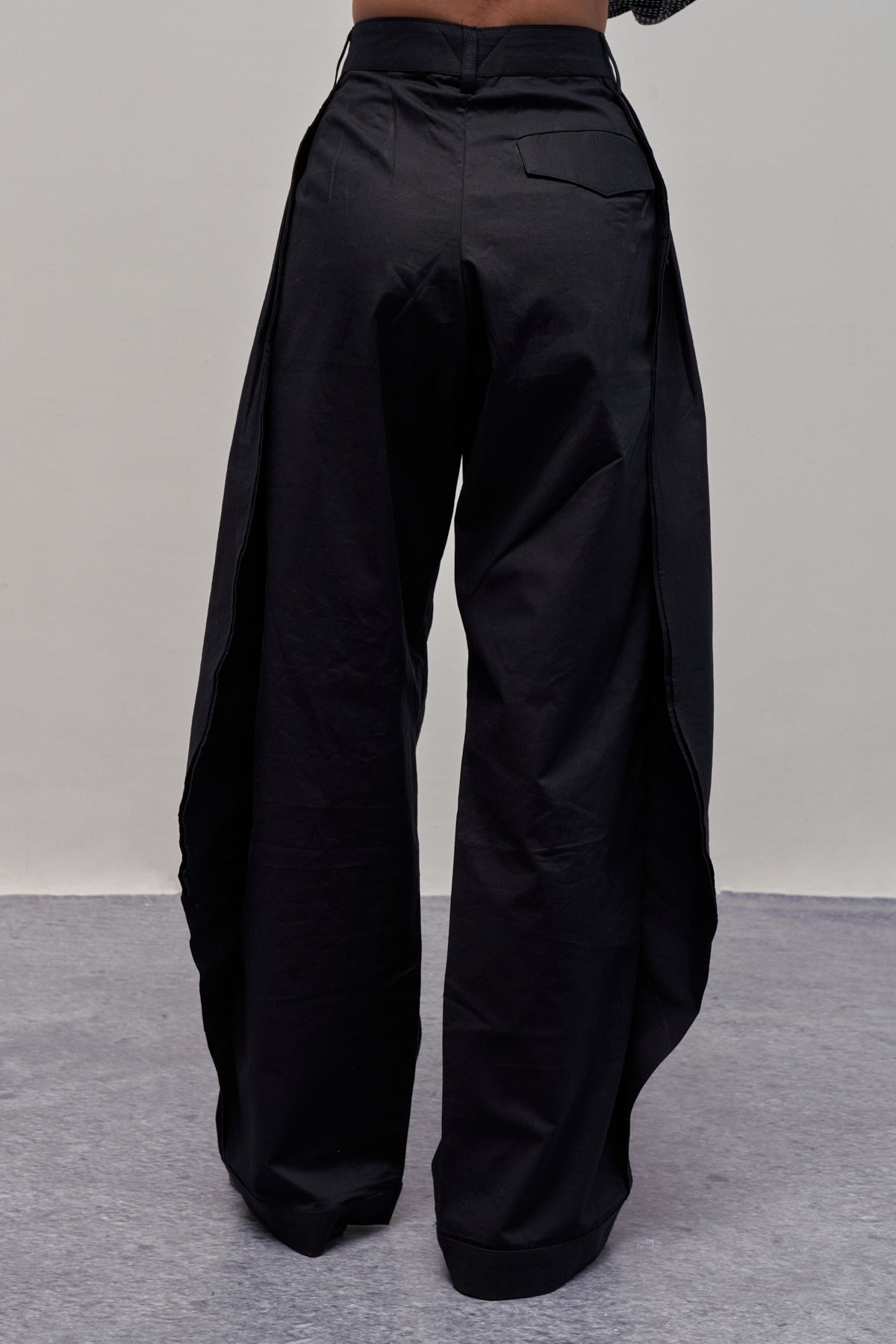 1.25 Flappy Pants
- Black