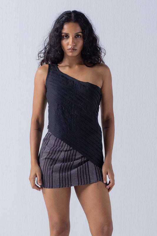 ASYMMETRICAL TEXTURED TOP