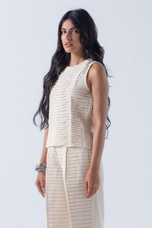 WAVEY TEXTURED TOP