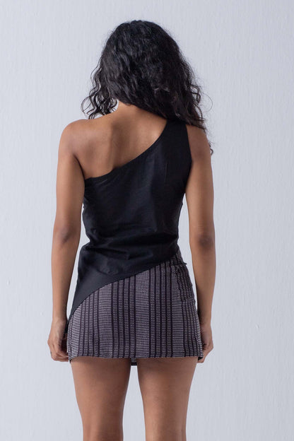 ASYMMETRICAL TEXTURED TOP