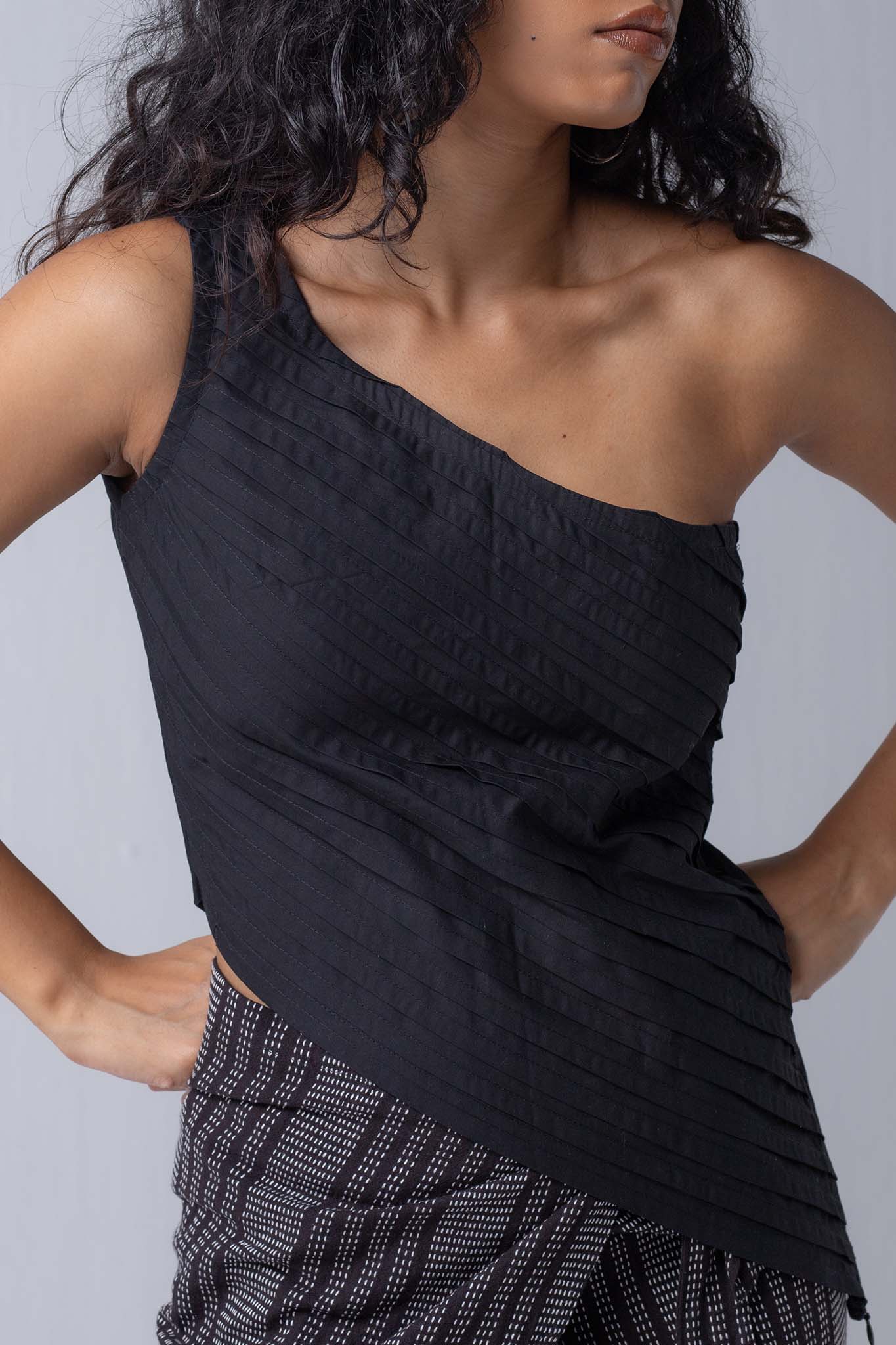 ASYMMETRICAL TEXTURED TOP