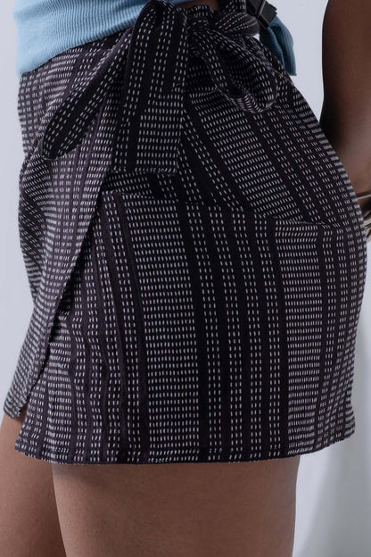 BLACK TEXTURED WRAP SKIRT