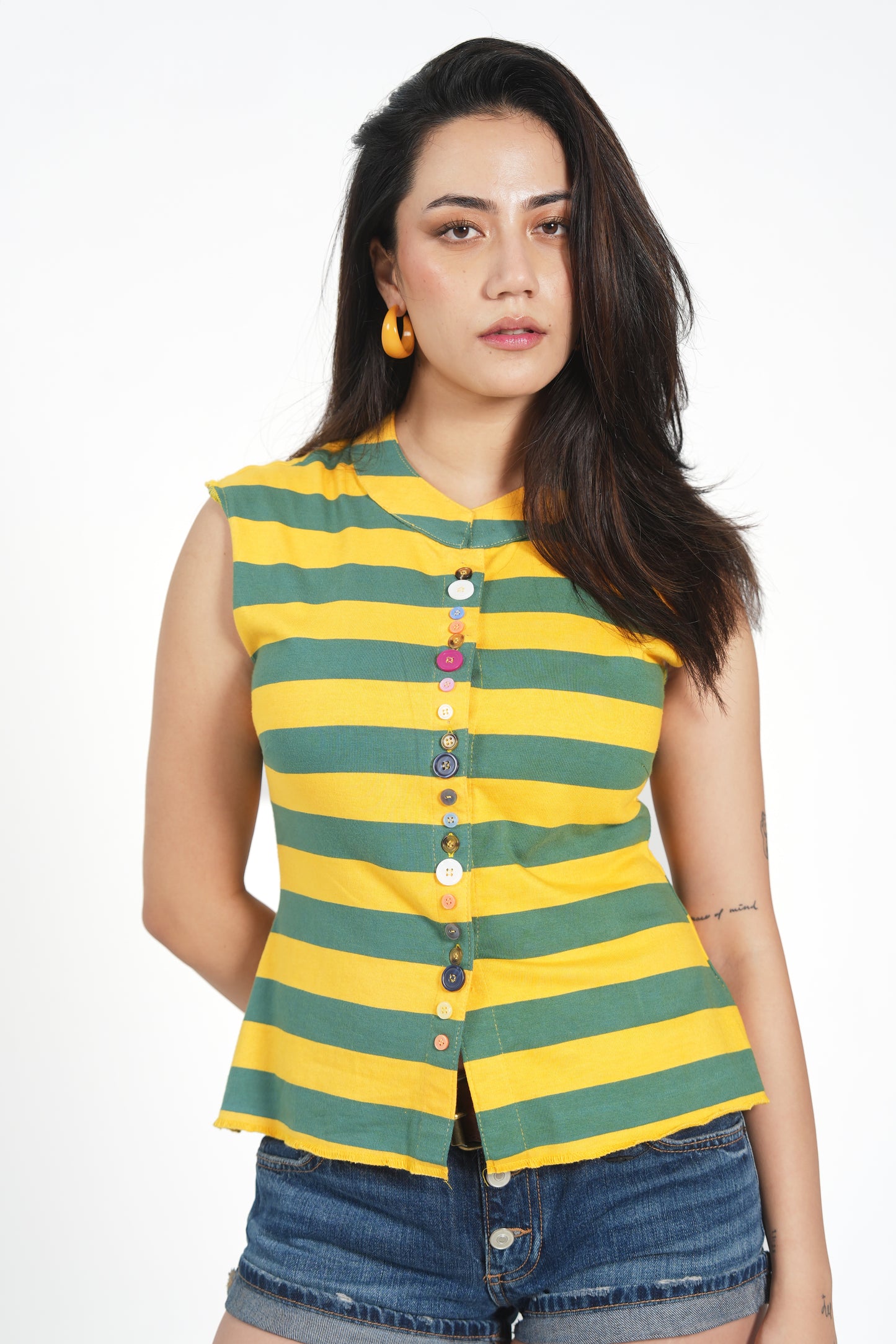 STRIPED BUTTON JERSEY TOP