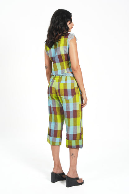 KERALA CHECKS CROPPED PANTS