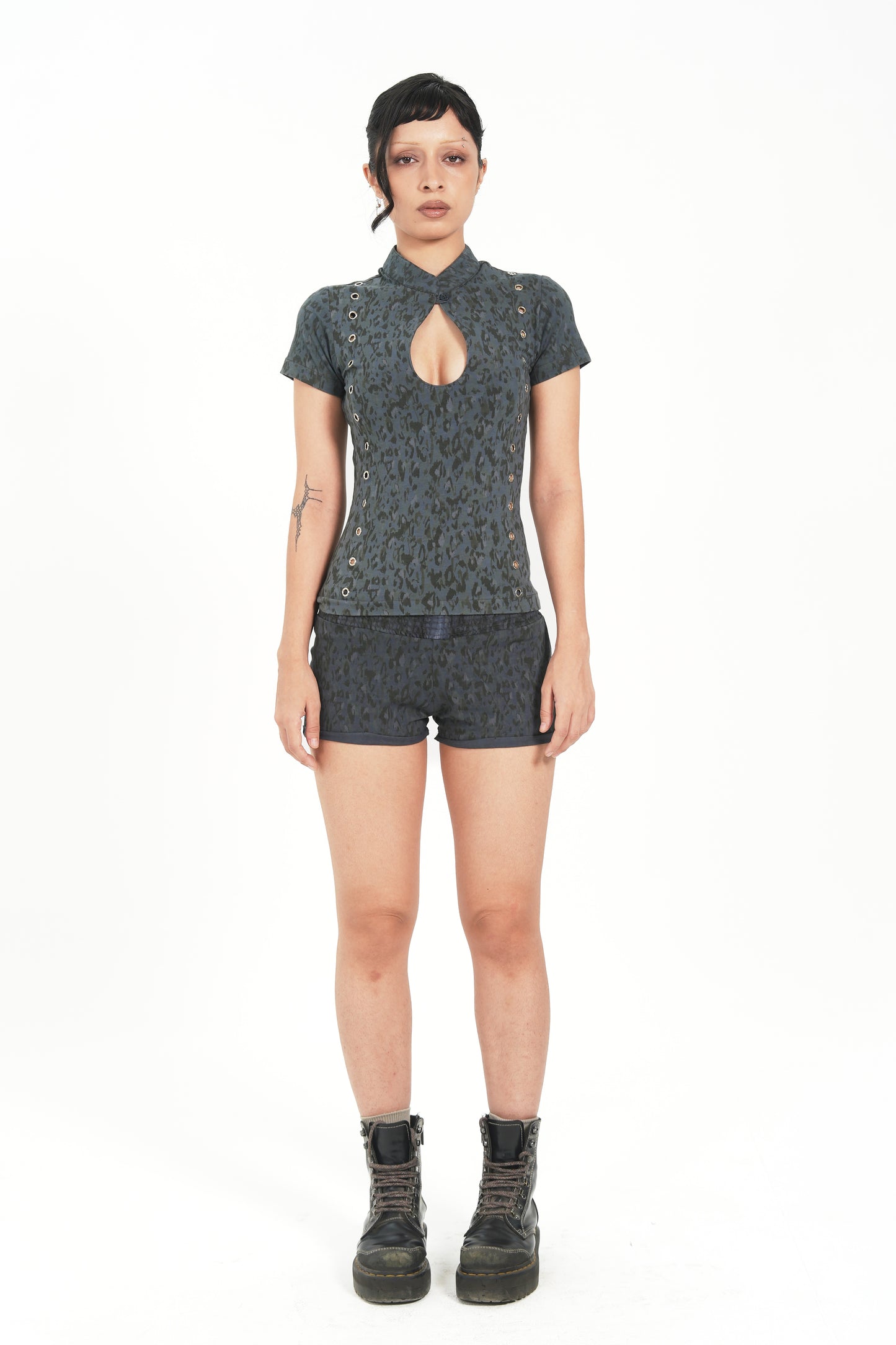 KEYHOLE MILITARY TOP
