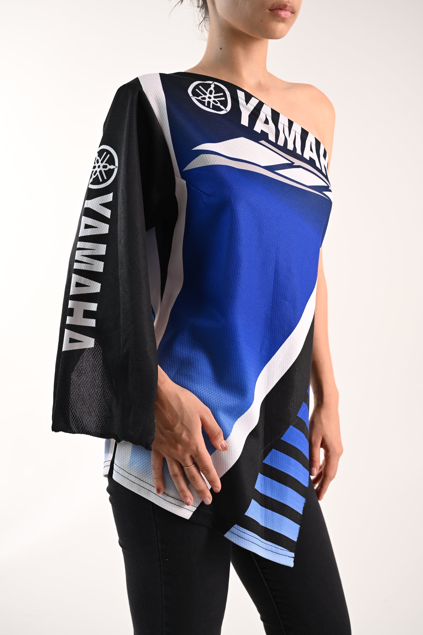 RESONSTRCTED ASYMETRICAL JERSEY